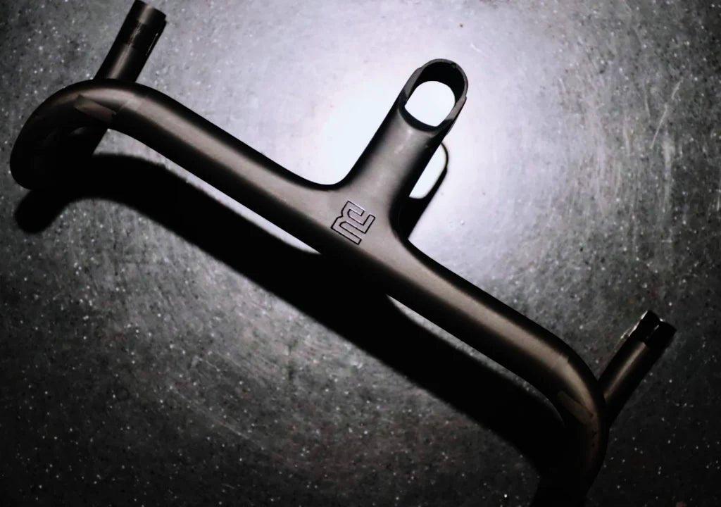 BLKTEC L8: The 245 g Integrated Cockpit for Serious Weight Weenies - Pedal Passion