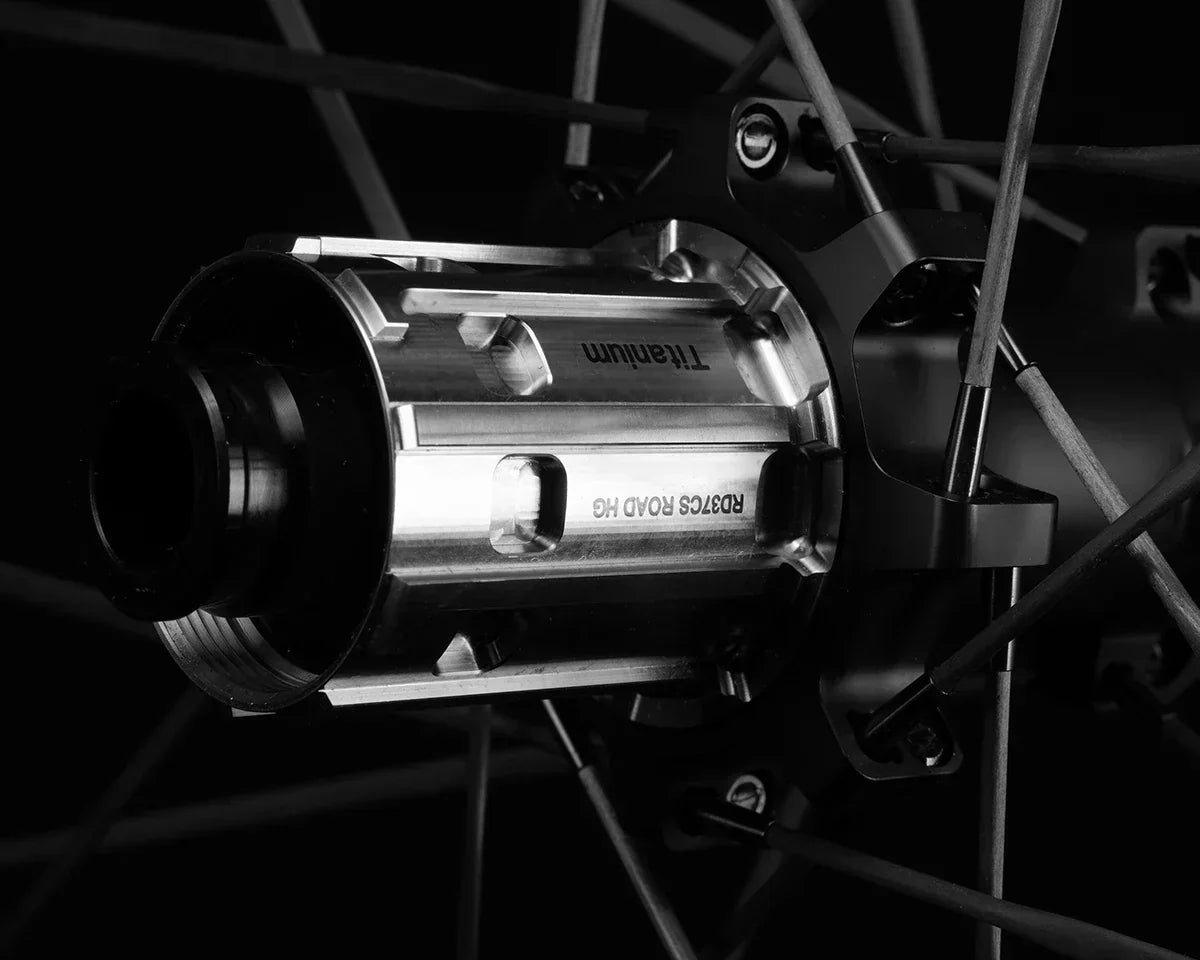 New Elitewheels Drive SL Hubs: As good as State-of-the-Art TACTICs? - Pedal Passion