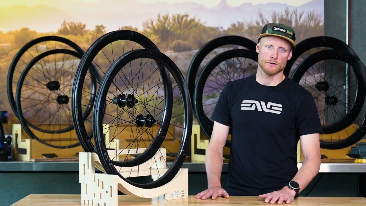 ENVE SES 2.3 Carbon Disc Wheelset (2022)